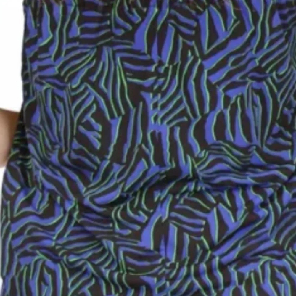 Micheal Kors  size medium blue animal print chain print halter top stretch NWT